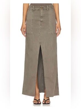 Favorite Daughter
The Sadie Utility Skirt 
Color: Kalamata
Worn once
Size 24